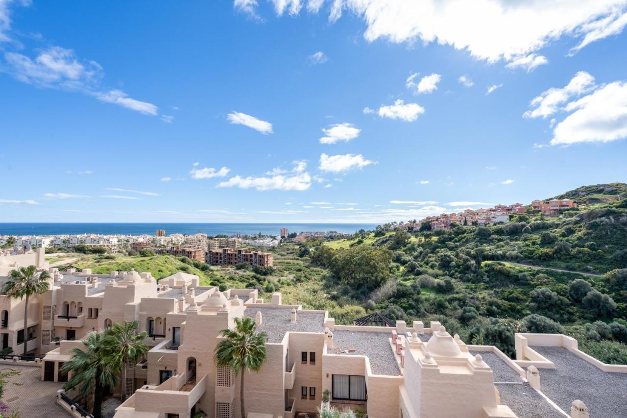 9 Penthouse With Amazing Sea Views, Close To Golf Manilva Duquesa Εξωτερικό φωτογραφία