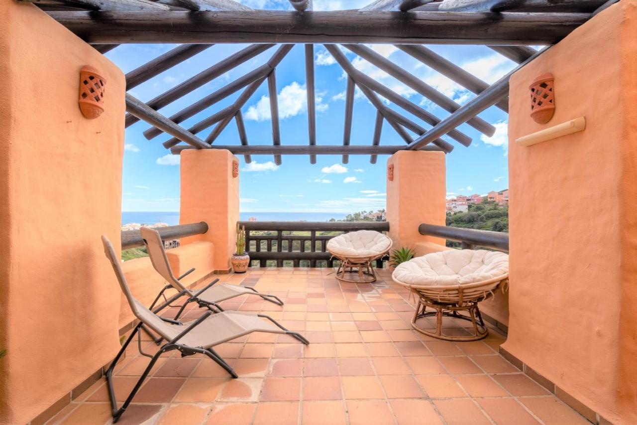 9 Penthouse With Amazing Sea Views, Close To Golf Manilva Duquesa Εξωτερικό φωτογραφία