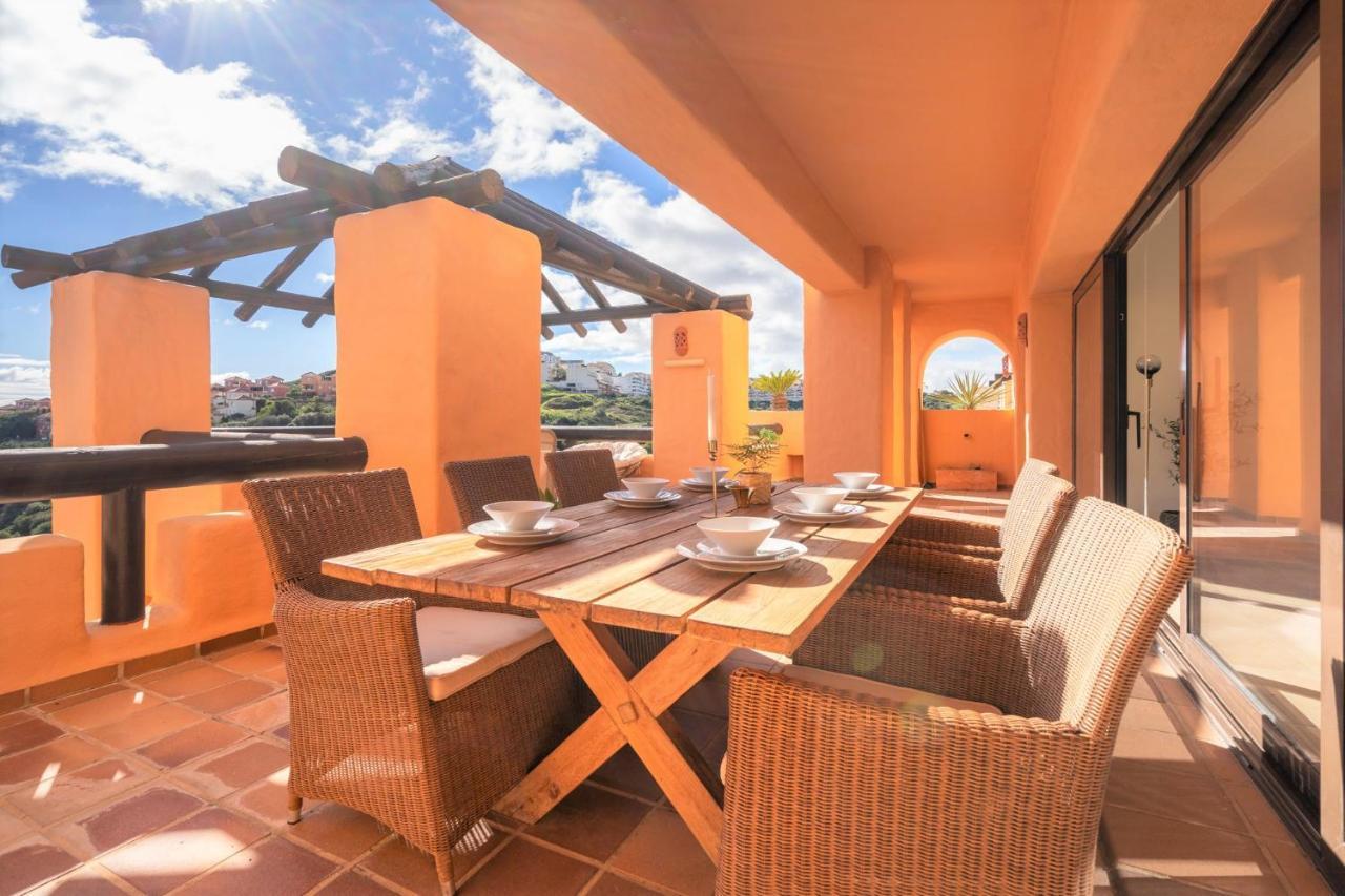9 Penthouse With Amazing Sea Views, Close To Golf Manilva Duquesa Εξωτερικό φωτογραφία