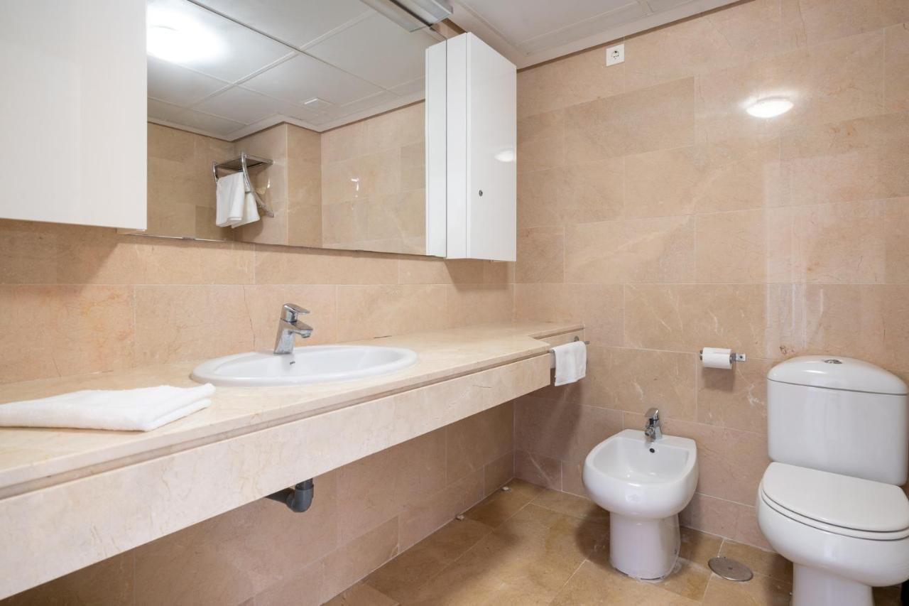 9 Penthouse With Amazing Sea Views, Close To Golf Manilva Duquesa Εξωτερικό φωτογραφία
